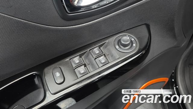 Renault Korea QM3 RE 2015 — фото 30