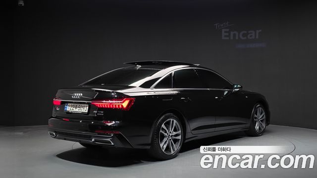 Audi A6 (C8) 45 TFSI Quattro Premium 2022 — фото 2