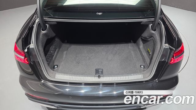 Audi A6 (C8) 45 TFSI Quattro Premium 2022 — фото 17