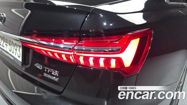 Audi A6 (C8) 45 TFSI Quattro Premium 2022 — фото 23
