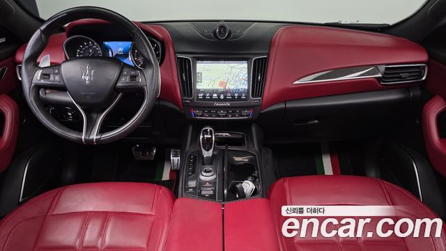 Maserati Levante 3.0 AWD 2018 — фото 7