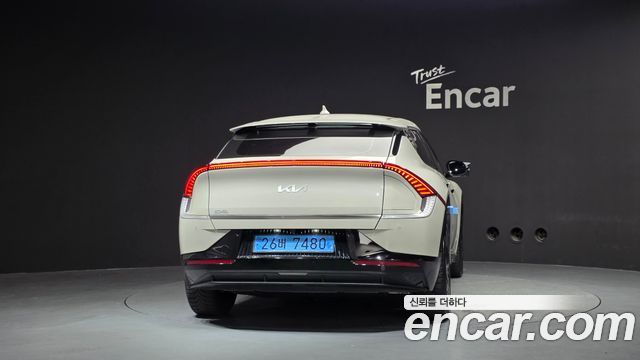 Kia EV6 Long Range 4WD Earth 2023 — фото 4
