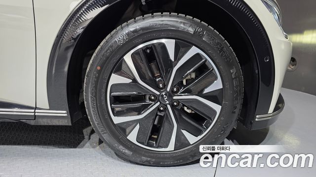 Kia EV6 Long Range 4WD Earth 2023 — фото 21
