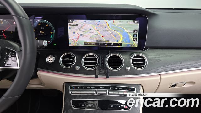Mercedes-Benz E-Class (W213) E250 AMG Line 2023 — фото 15