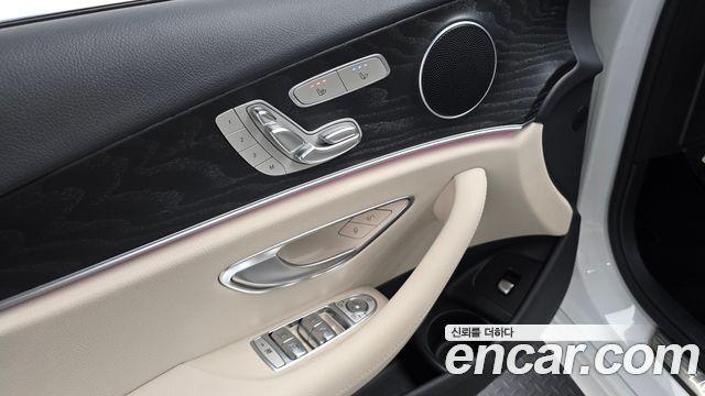 Mercedes-Benz E-Class (W213) E250 AMG Line 2023 — фото 22