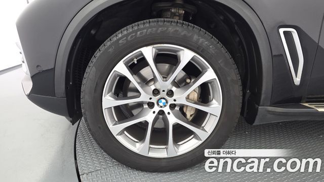 BMW X5 (G05) xDrive 30d xLine 2019 — фото 5
