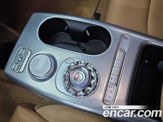 Genesis GV60 Standard 2023 — фото 8