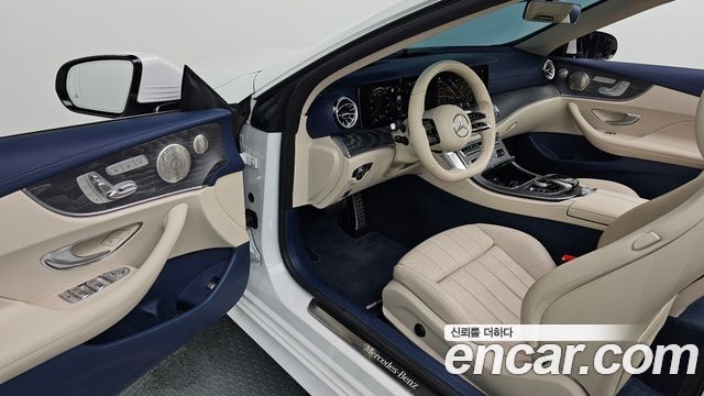 Mercedes-Benz E-Class (W213) E450 4MATIC Cabriolet 2022 — фото 10