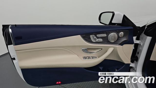 Mercedes-Benz E-Class (W213) E450 4MATIC Cabriolet 2022 — фото 30