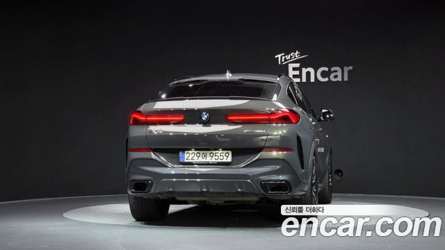 BMW X6 (G06) xDrive40d M Sport Online Exclusive 2022 — фото 4