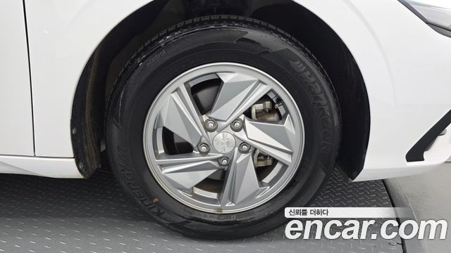 Hyundai Avante (CN7) 1.6 LPi (Rent car) Smart 2024 — фото 21