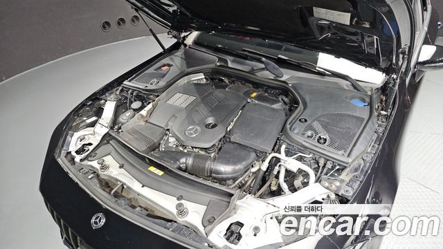 Mercedes-Benz CLS-Class (C257) CLS300d AMG Line 2019 — фото 6