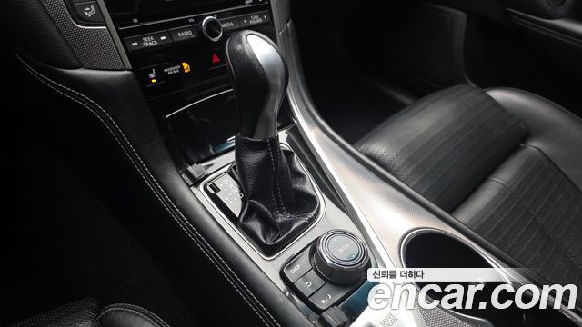 Infiniti Q50 3.5 Hybrid Essence 2015 — фото 9