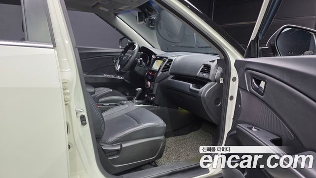 KG Mobility (SsangYong) Tivoli Diesel LX 2WD 2017 — фото 11