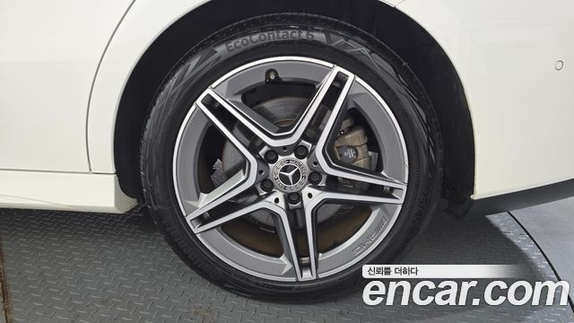 Mercedes-Benz CLA-Class (C118) CLA250 4MATIC 2024 — фото 21