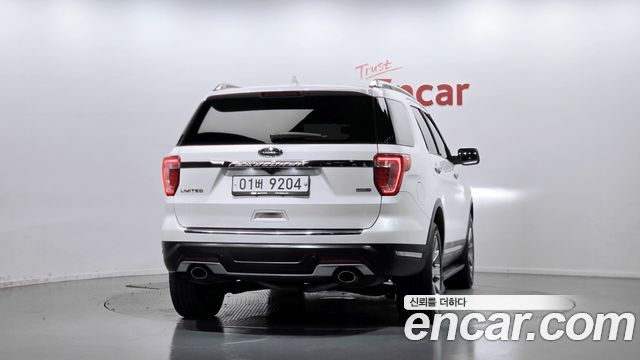 Ford Explorer 2.3 Limited 4WD 5th 2018 — фото 4