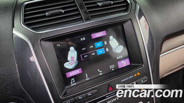 Ford Explorer 2.3 Limited 4WD 5th 2018 — фото 15