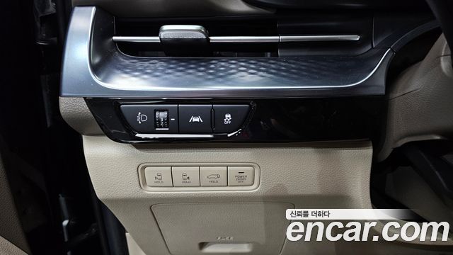 Kia Carnival (IV) Gasoline 7-Seater Hi-Limousine Signature 2021 — фото 17
