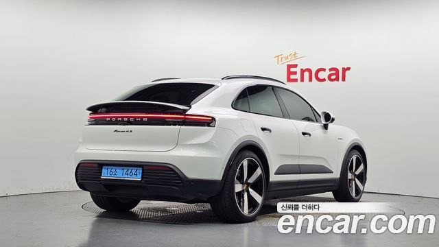 Porsche Macan EV 4S 2025 — фото 2