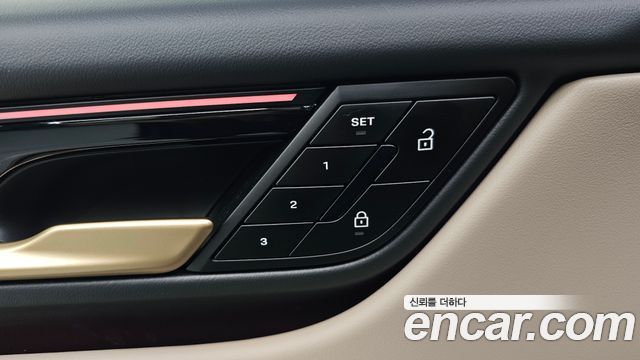 Porsche Macan EV 4S 2025 — фото 18