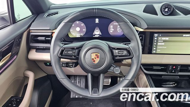 Porsche Macan EV 4S 2025 — фото 19