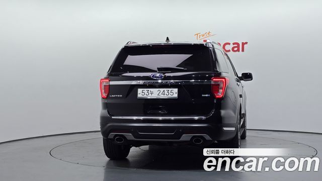 Ford Explorer 2.3 Limited 4WD 5th 2018 — фото 4