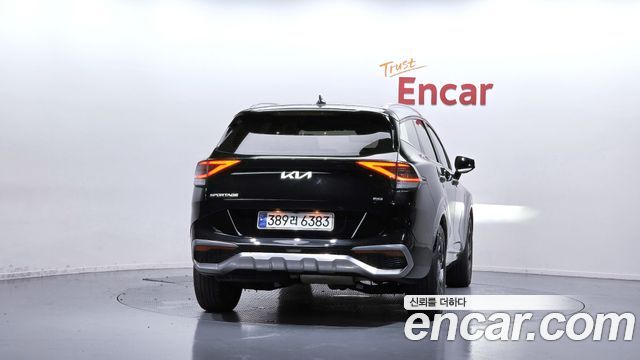 Kia Sportage (V) Diesel 2.0 4WD Prestige 2022 — фото 4