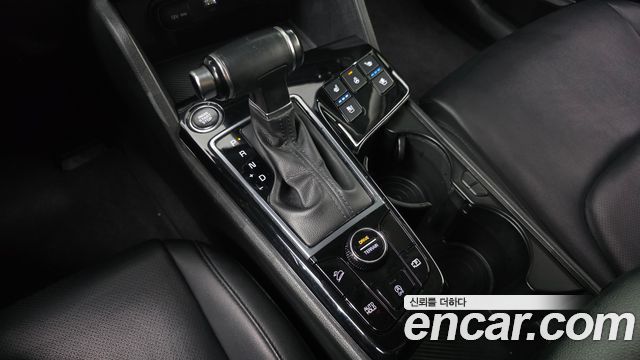 Kia Sportage (V) Diesel 2.0 4WD Prestige 2022 — фото 9