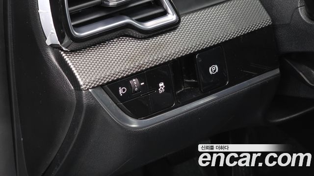 Kia Sportage (V) Diesel 2.0 4WD Prestige 2022 — фото 19