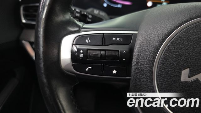 Kia Sportage (V) Diesel 2.0 4WD Prestige 2022 — фото 35