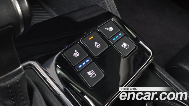 Kia Sportage (V) Diesel 2.0 4WD Prestige 2022 — фото 36