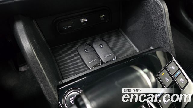 Kia Sportage (V) Diesel 2.0 4WD Prestige 2022 — фото 37