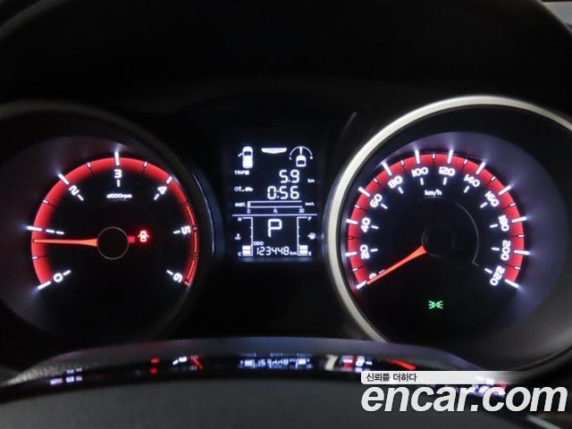 KG Mobility (SsangYong) Tivoli Air Diesel IX 2WD 2016 — фото 5