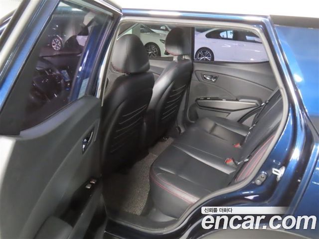 KG Mobility (SsangYong) Tivoli Air Diesel IX 2WD 2016 — фото 18