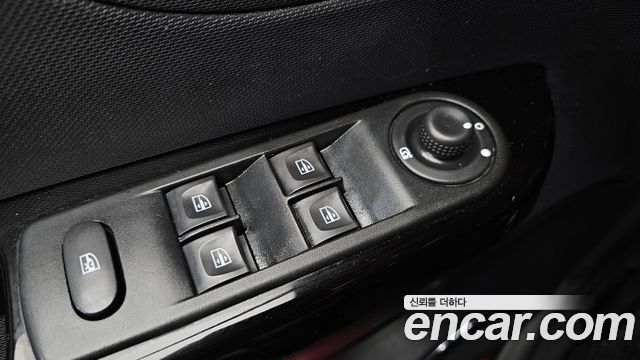 Renault Korea QM3 RE Signature 2015 — фото 12
