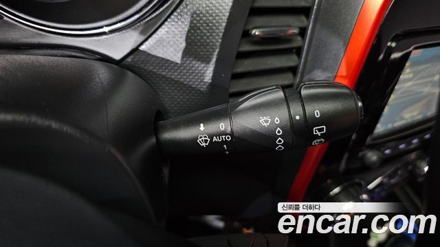Renault Korea QM3 RE Signature 2015 — фото 15