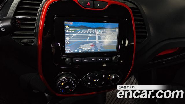 Renault Korea QM3 RE Signature 2015 — фото 16