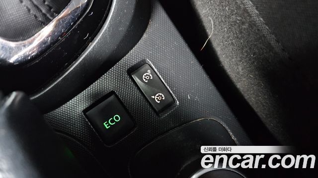 Renault Korea QM3 RE Signature 2015 — фото 19