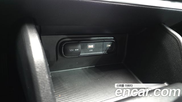 Kia Sportage (V) Diesel 2.0 2WD Trendy 2022 — фото 31