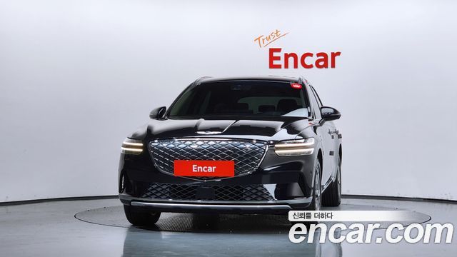 Genesis Electrified (GV70) e-AWD 2022 — фото 3