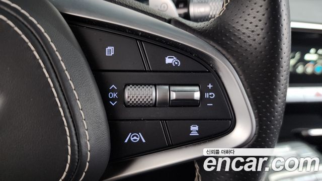 Genesis Electrified (GV70) e-AWD 2022 — фото 16