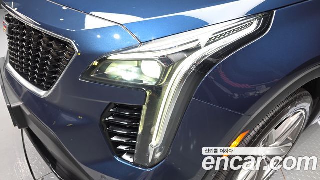Cadillac XT4 2.0 Sport AWD 2021 — фото 22