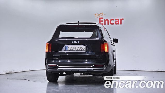 Kia Sorento (IV) Diesel 2.2 4WD Noblesse 2023 — фото 4