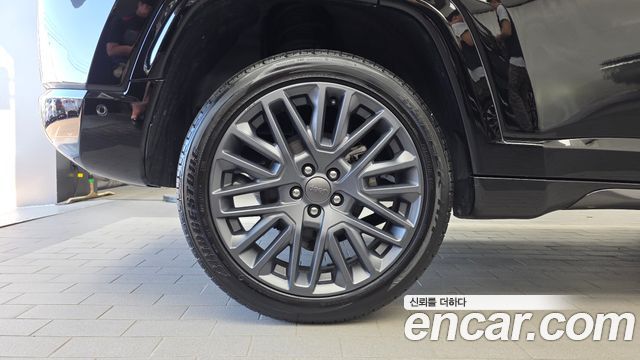 Jeep Compass (II) S 2.4 AWD 2022 — фото 5