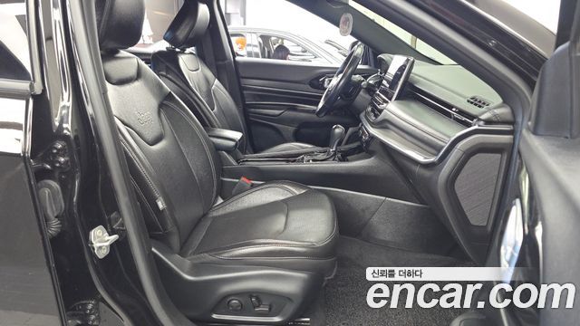 Jeep Compass (II) S 2.4 AWD 2022 — фото 11