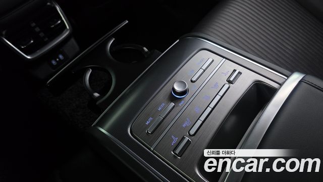 Hyundai Grandeur (GN7) 3,5 Gasoline 4WD Calligraphy 2023 — фото 19