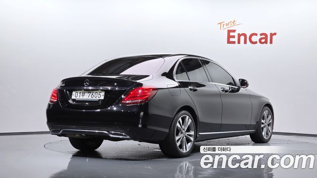 Mercedes-Benz C-Class (W205) C200 Avantgarde 2018 — фото 2