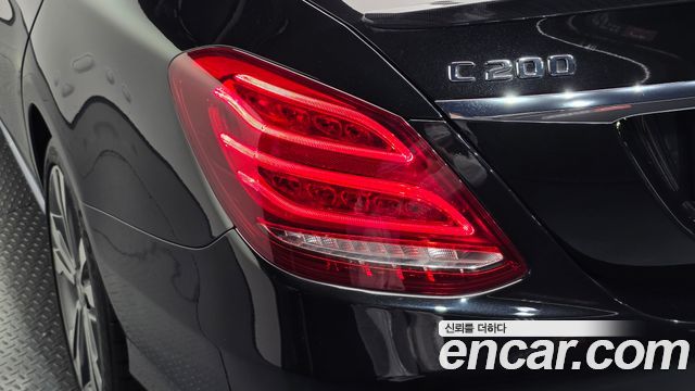 Mercedes-Benz C-Class (W205) C200 Avantgarde 2018 — фото 23