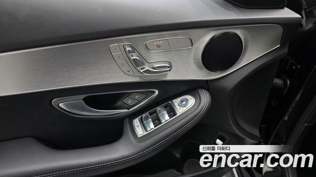 Mercedes-Benz C-Class (W205) C200 Avantgarde 2018 — фото 28