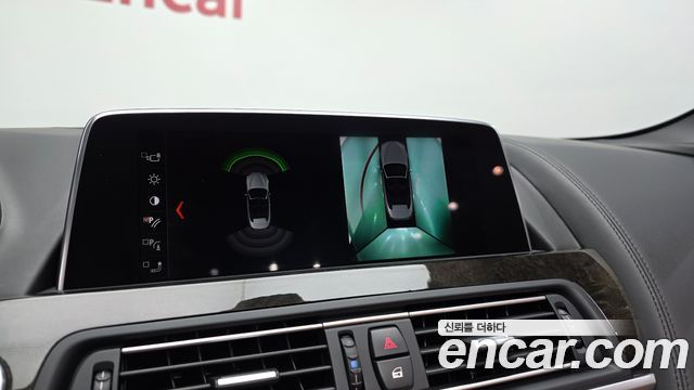 BMW 6 Series (F12) 650i Convertible 2017 — фото 15